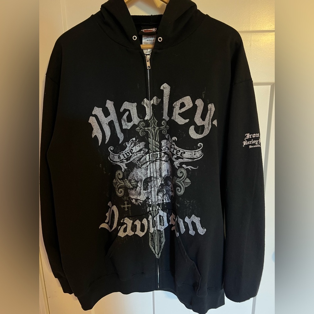 Harley Davidson men’s large ghoul hoodie